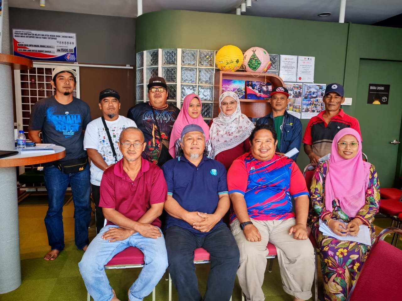 Anggota Koperasi Sinar Selatan Berhad.